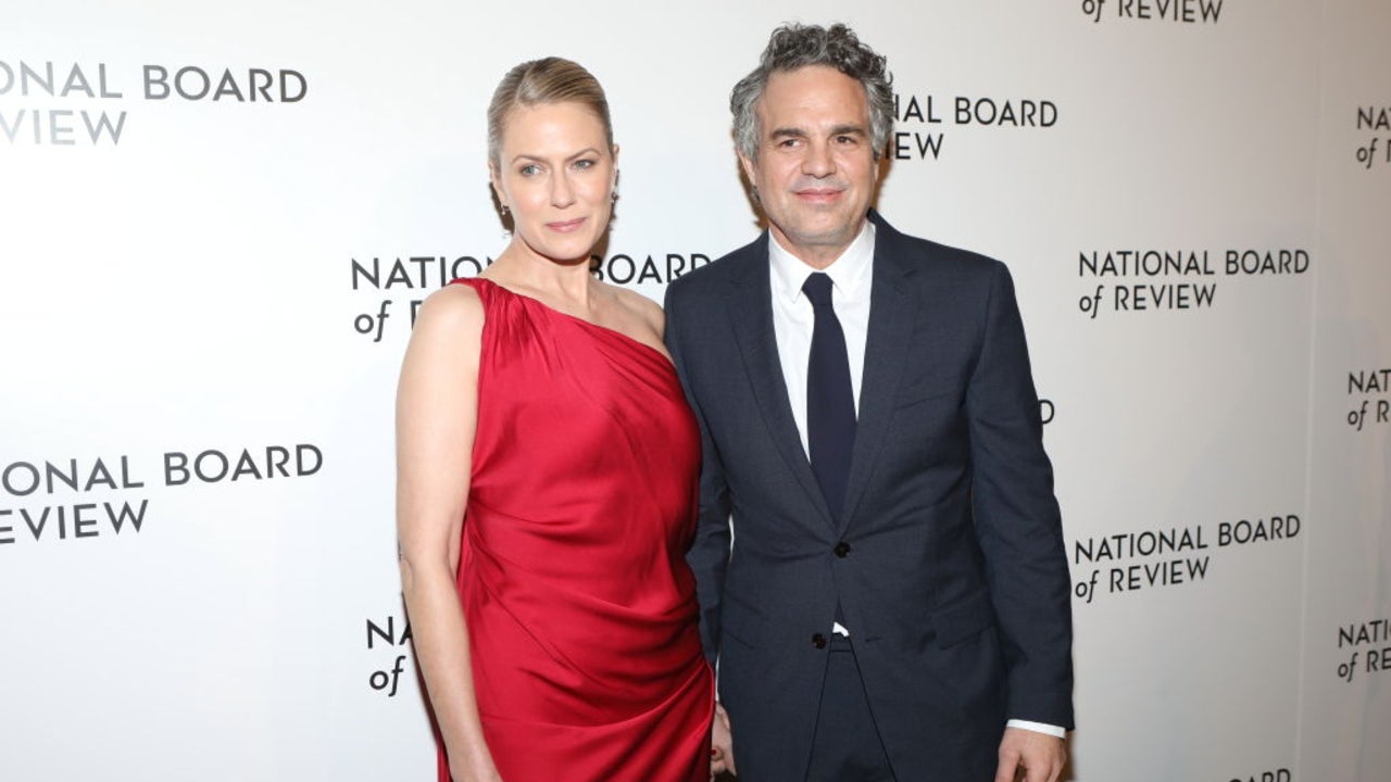 Mark Ruffalo Explains Why He Waited To Tell His Wife About His Brain ...